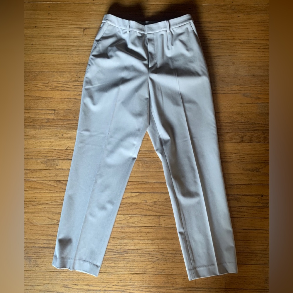 Men’s Uniqlo beige pants/trousers lightweight w pockets size 29x29